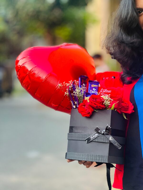 Combined (Chocolate + Flower ) Bouquet - Amazely Gifts - Customized Gifts In Trincomalee Sri Lanka